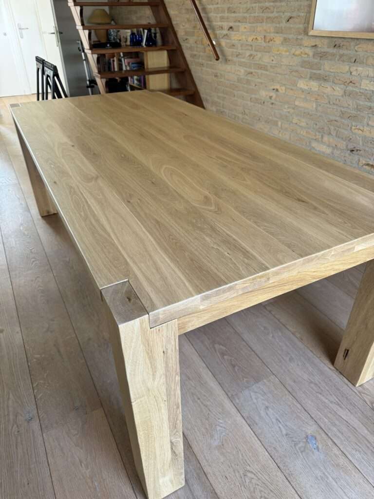 eiken tafel schuren